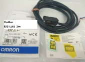 Omron/欧姆龙放大器内置型激光光电传感器 E3Z-LL61 2m